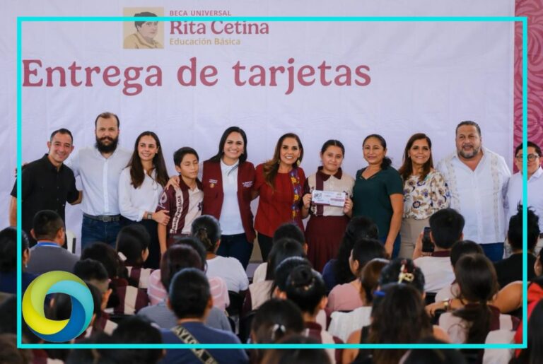 Mara Lezama entrega 374 tarjetas de la beca “Rita Cetina”, en Cancún