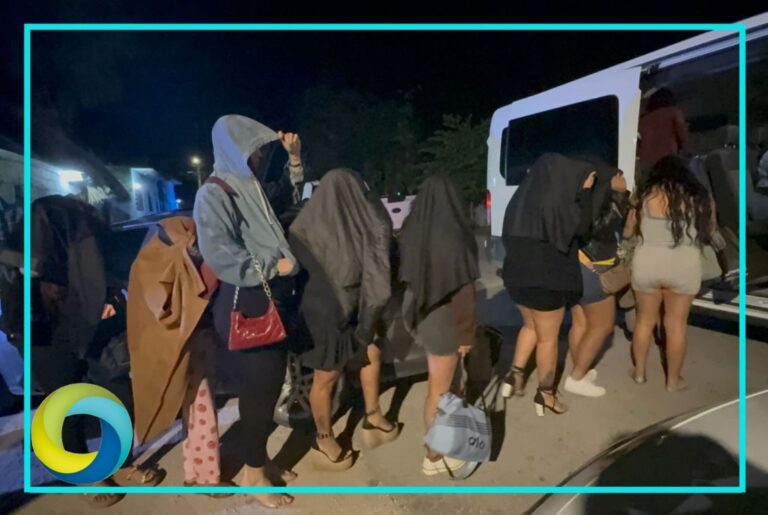 Rescatan a 17 mujeres víctimas de prostitución en un bar de Felipe Carrillo Puerto