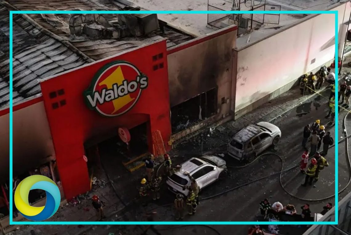 Vinculan a proceso a 6 personas por incendio en tienda Waldo´s en Sonora